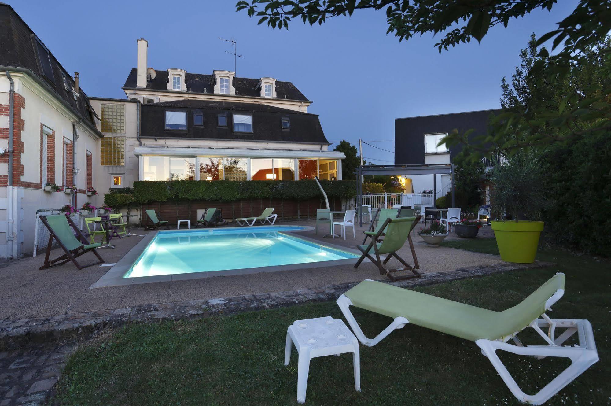 Hotel Les Tilleuls, Bourges Exteriér fotografie